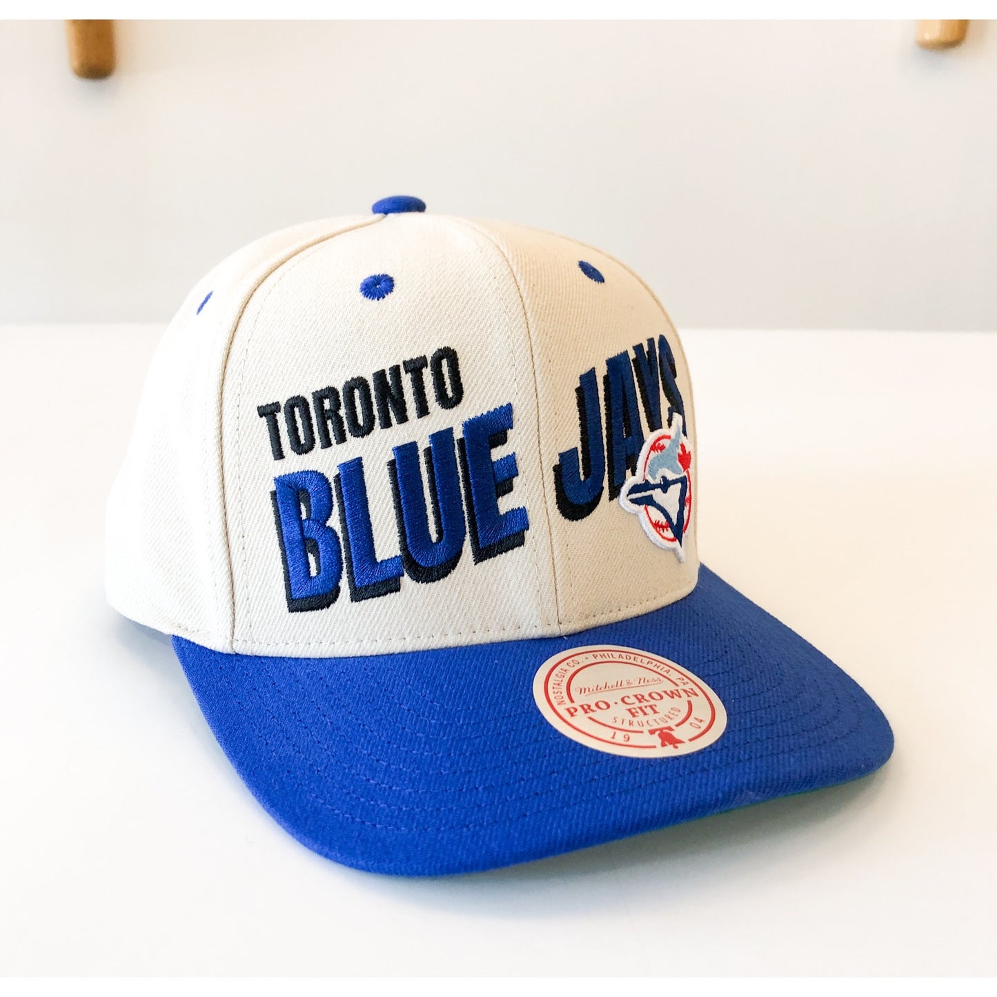 Mitchell and Ness Retro Type Toronto Blue Jays Pro Snapback