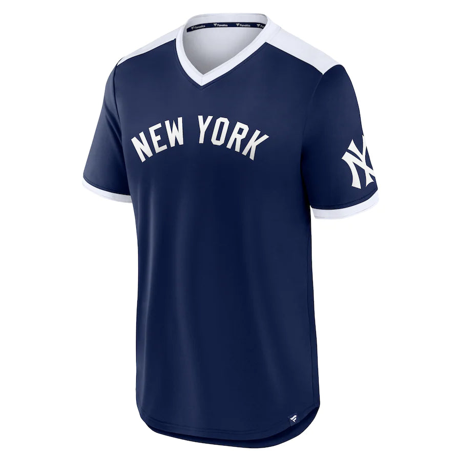 Fanatics True Classics Walk Off New York Yankees V-Neck Shirt XLarge